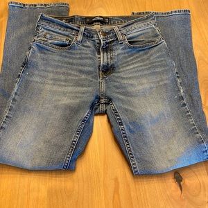 Hollister jeans 28X32